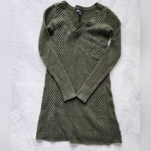 American Eagle Knit Sweater